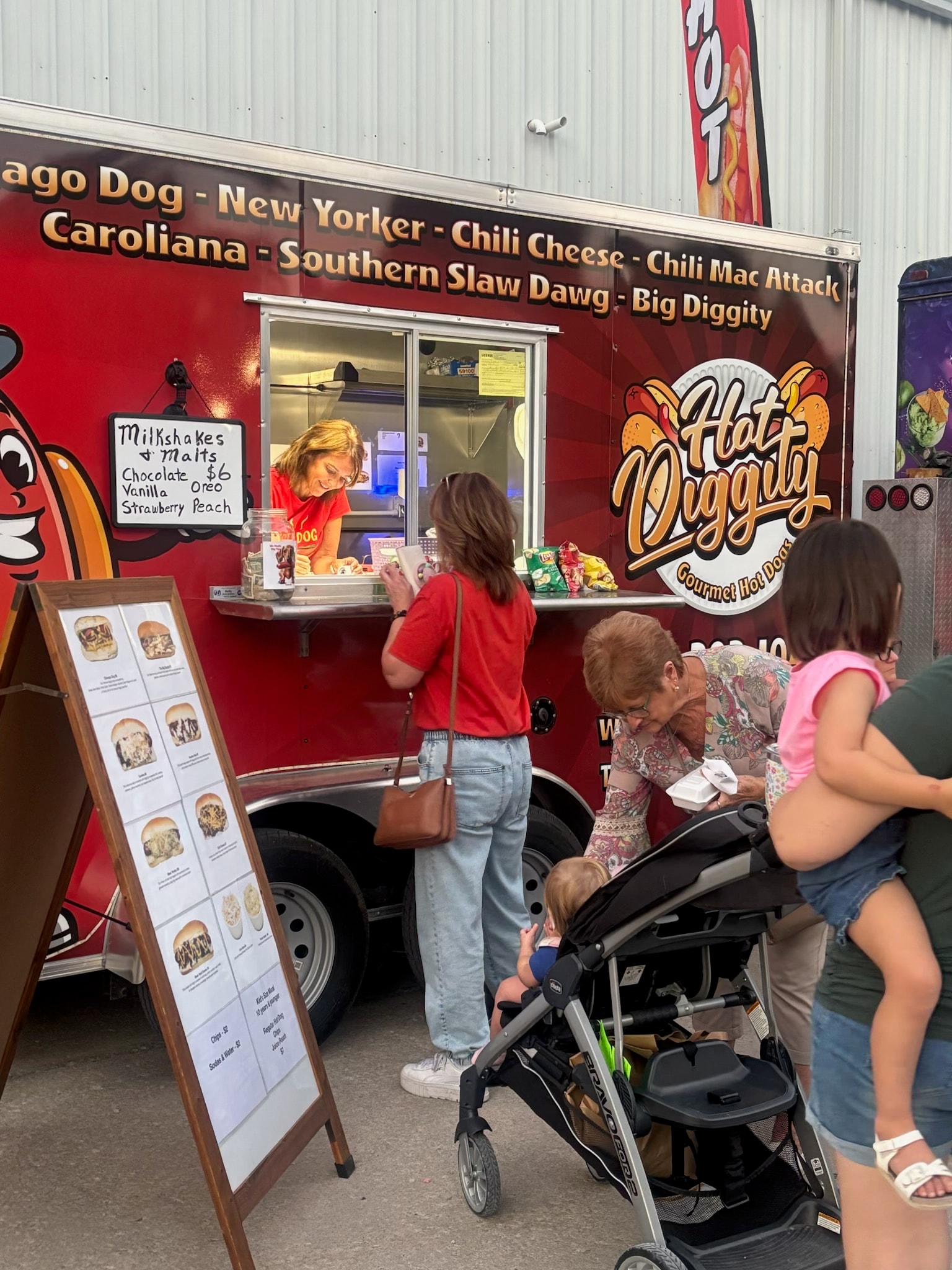 Hot Diggity food truck